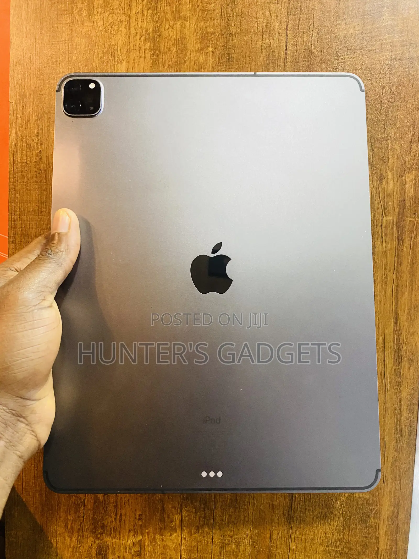 Apple iPad Pro 12.9 (2022) 128 GB Gray