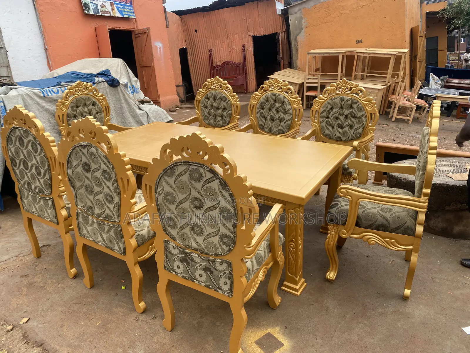 Chester Mahogany Gold Dining Set