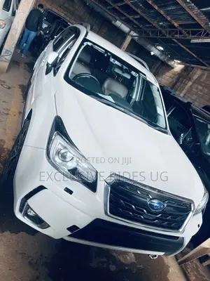 Subaru Forester 2.0XT Premium AWD 2016 White