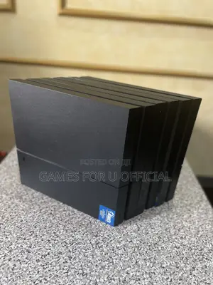 Uk Used Ps4 Standard Chipped