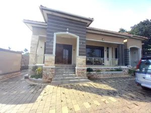 Furnished 5bdrm House in Kira Minister'S for sale