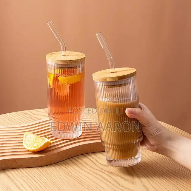 Ribbed Drinking Glass Jars With Bamboo Lid and Straws
