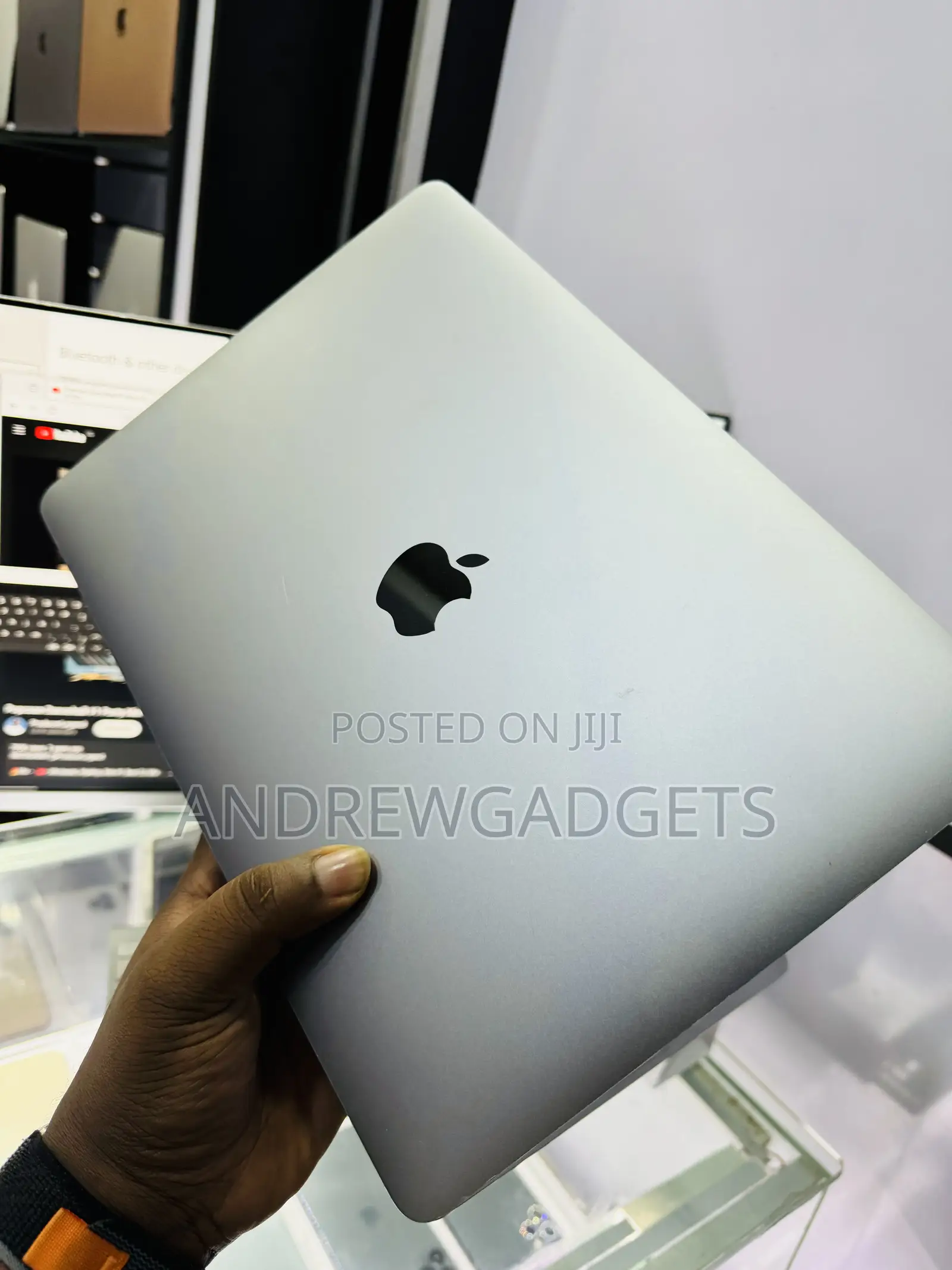 Laptop Apple MacBook Pro 2019 16GB Intel Core I5 SSD 256GB