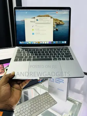 Laptop Apple MacBook Pro 2019 16GB Intel Core I5 SSD 256GB