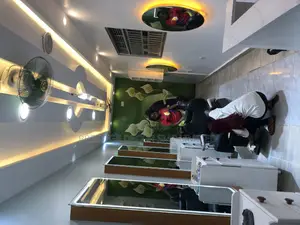 Salon Full Decor