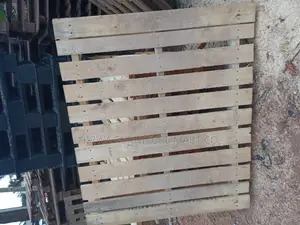 Heavy Duty Pallets Suitable for Stores