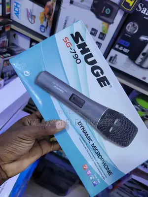 Dynamic Microphone With Wire/Shuge Professional Microphone