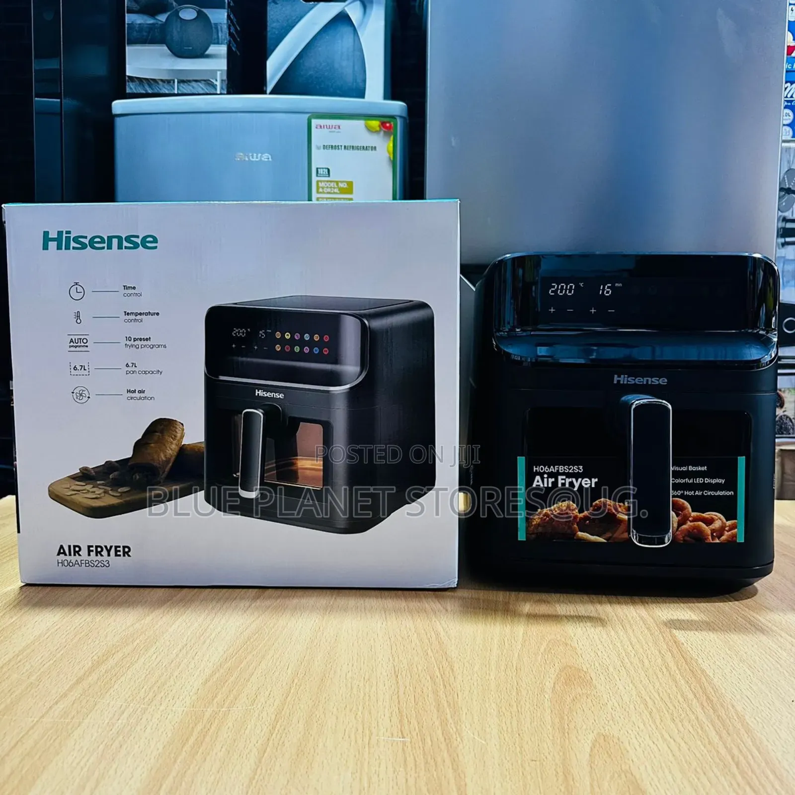 HISENSE 6.7litres Digital Airfryers \\ 1700w \\ H06AFBS2S3