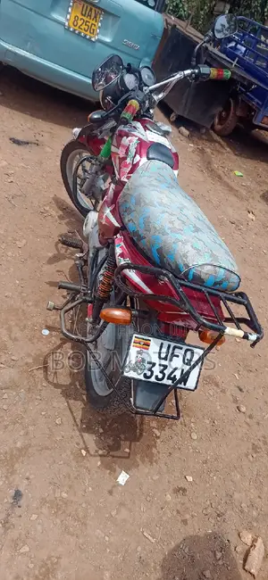 Bajaj CT 110X 2022 Red