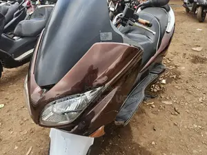 Honda CBR 2023 Gray