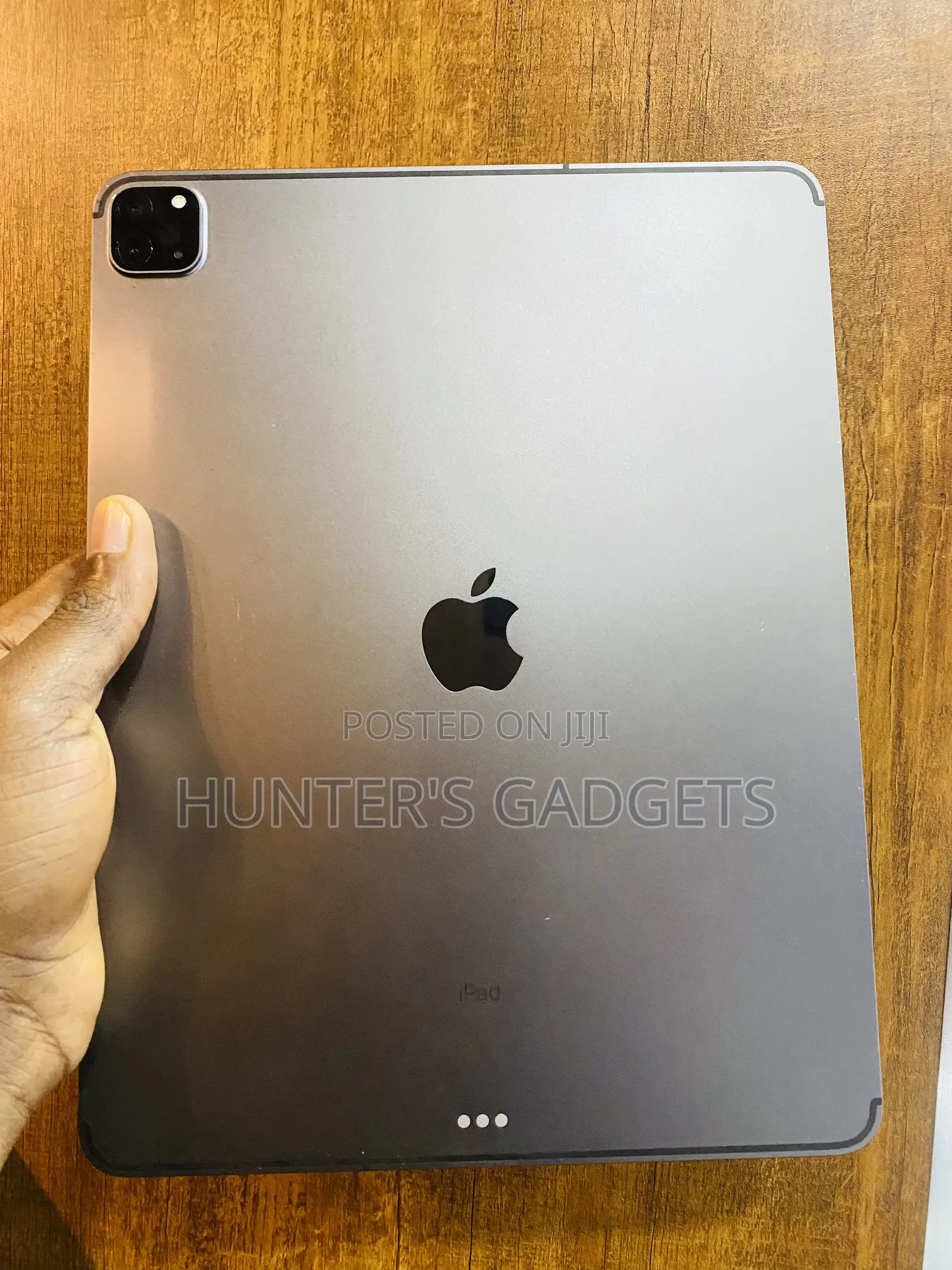 Apple iPad Pro 12.9 (2022) 128 GB Black