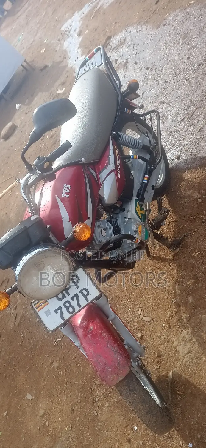 TVS HLX 125 2022 Red
