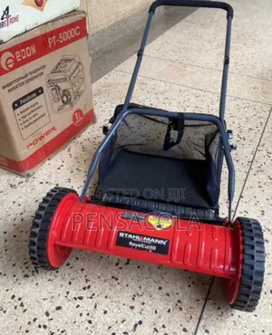 Manual Lawnmower ( With Grass Collector)