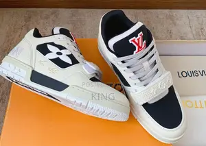 Classic Louis Vuitton Trainers