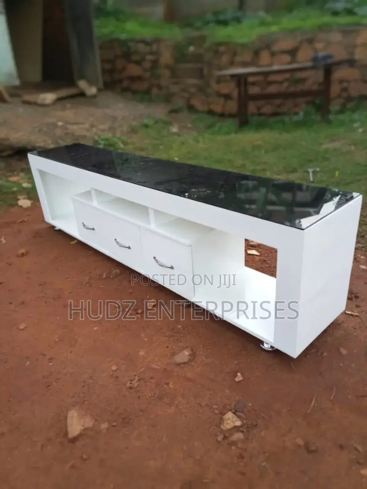 Flat TV Stand