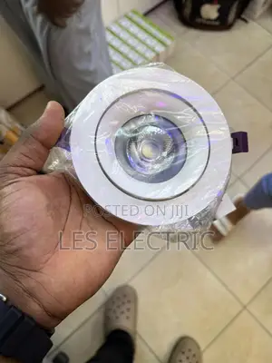 Adjustable 12watts Spotlight