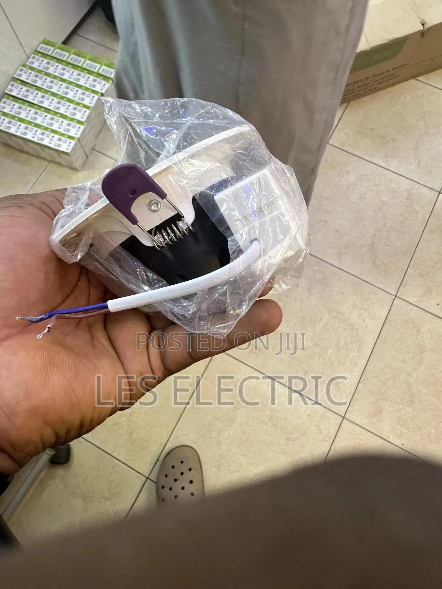 Adjustable 12watts Spotlight