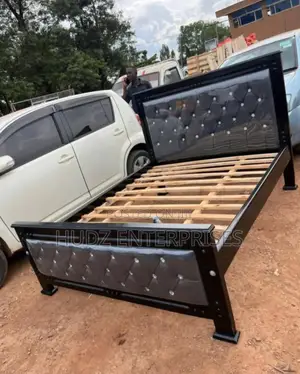 Leather Bed 5x6 Gray