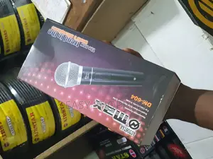 Autostar
Max Wired Microphone