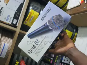 Shure
Wired Microphone
