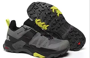 Men’S Salomon X Ultra 4 GTX Low Hiking Sneakers