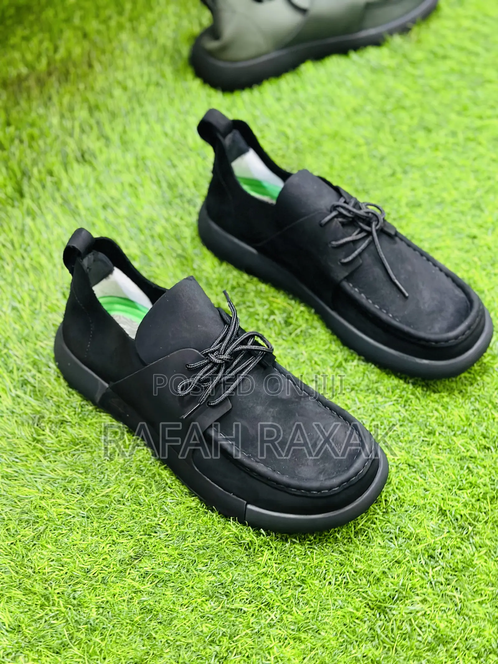 Clarks Casual Authentic Premium Leather Casual Low Shoes