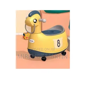 Comfortable Portable Baby Toilet Seat.