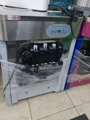 Medium Size Commercial Ice Cream Machine