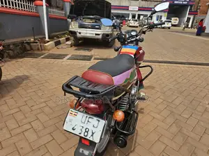 TVS HLX 125 2022 Red