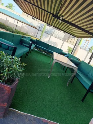 Compound Grass Carpet
