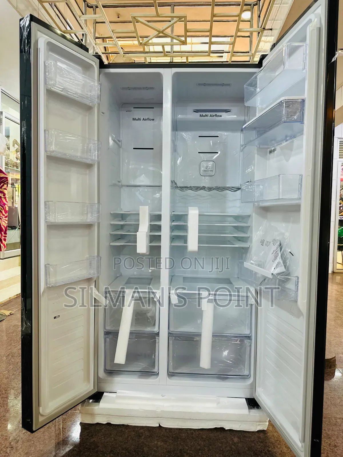Hisense 670 Litres Side by Side Fridge