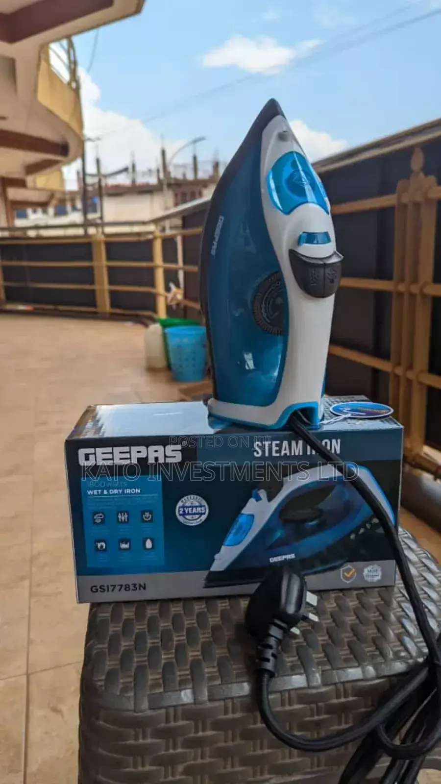 Geepas Steam Iron