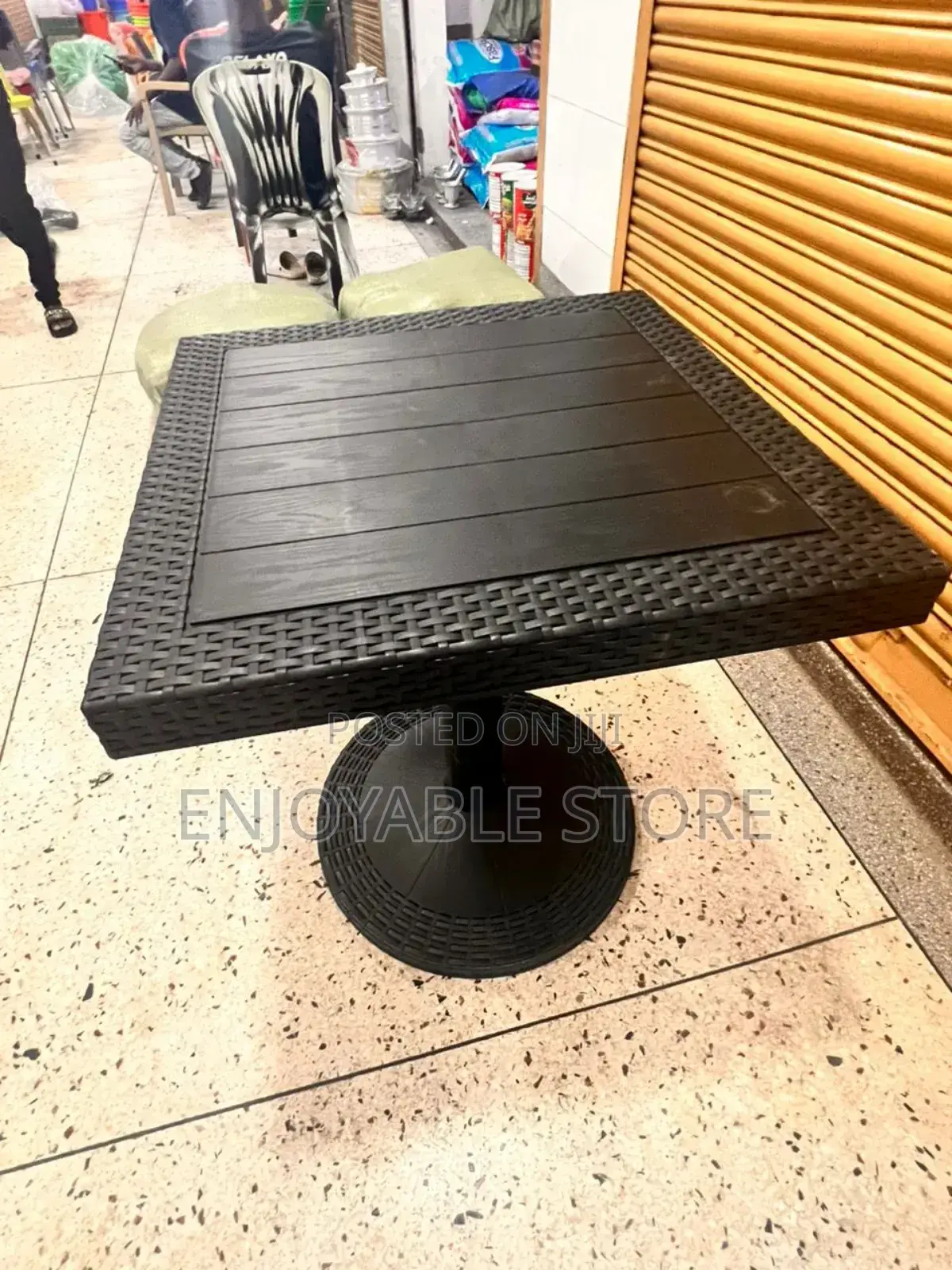 Restaurant/Bar Table Plastic Table(Black)