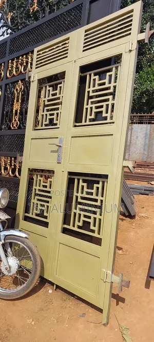 Dabble Opening Door Caters in All Houses