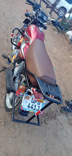 TVS HLX 125 2021 Red