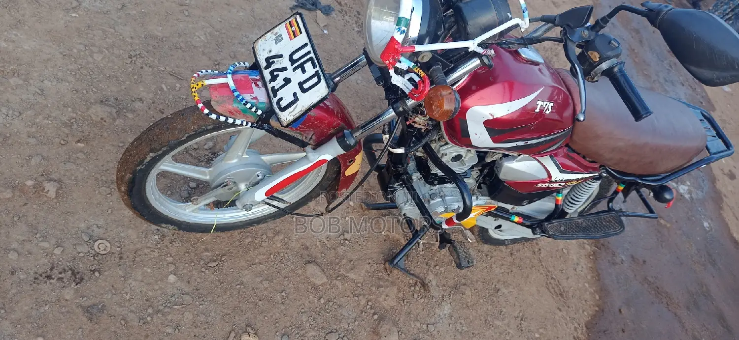 TVS HLX 125 2021 Red