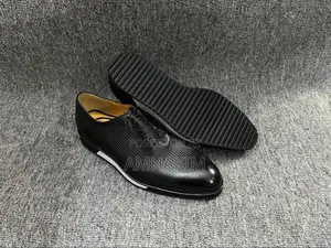 Classic Designer Leather Oxfords in Stock