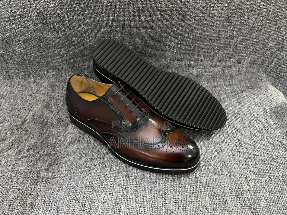 Classic Designer Leather Oxfords in Stock