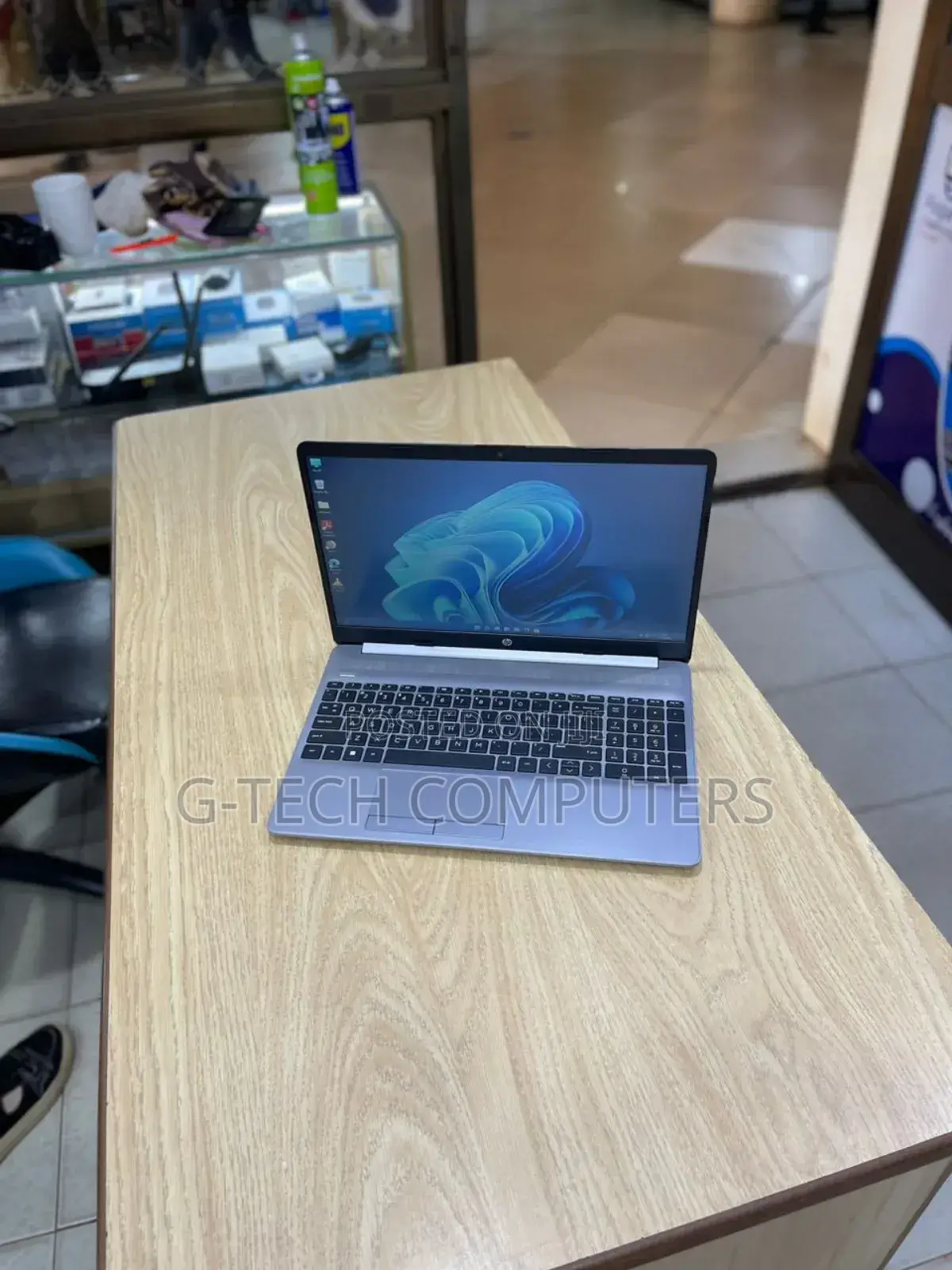 New Laptop HP 250 G8 16GB Intel Core I7 SSD 512GB