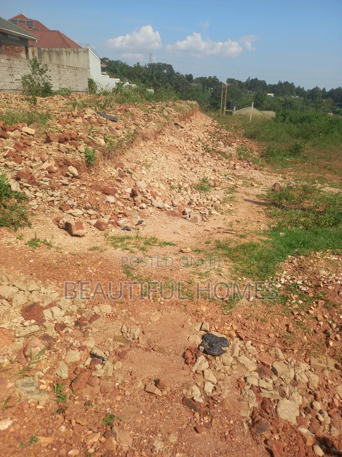 Nabusugwe Plot on Sell