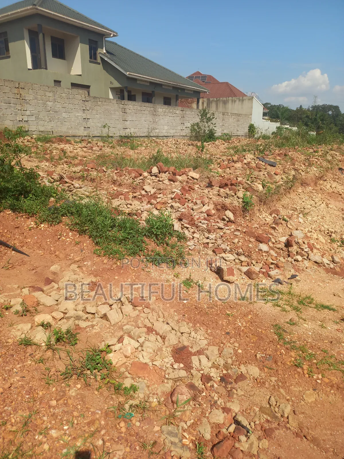 Nabusugwe Plot on Sell