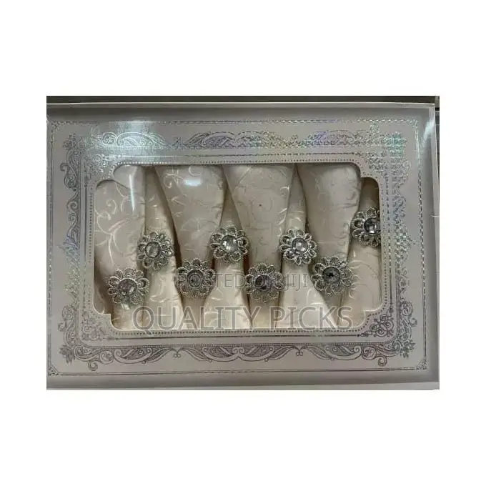 8pcs Table Cloth Set With 8 Pieces Napkin Gift Set