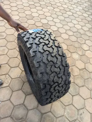 225/65r17 Durun All Terrian