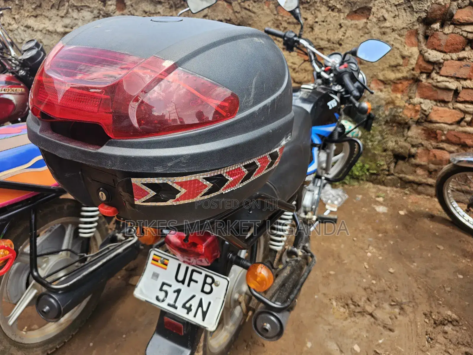 TVS HLX 125 2019 Black
