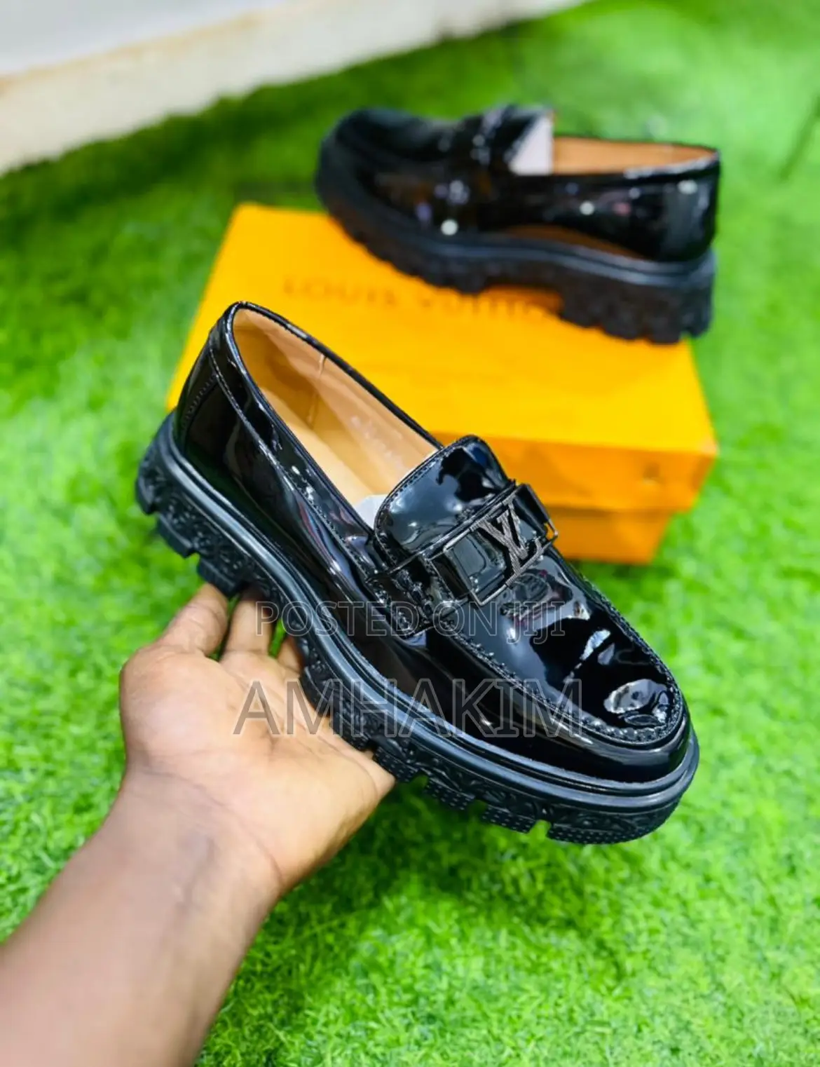 New Classic Designer Louis Vuitton Oxfords in Stock