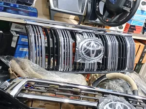 Grilles Land Cruiser
