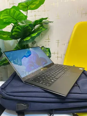 New Laptop Dell XPS 13 9360 16GB Intel Core I7 SSD 256GB
