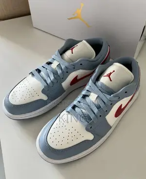 Cozy Air Jordan 1 Low Blue Whisper