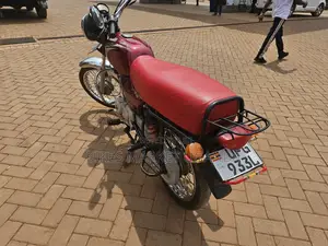 Bajaj Boxer 2023 Red