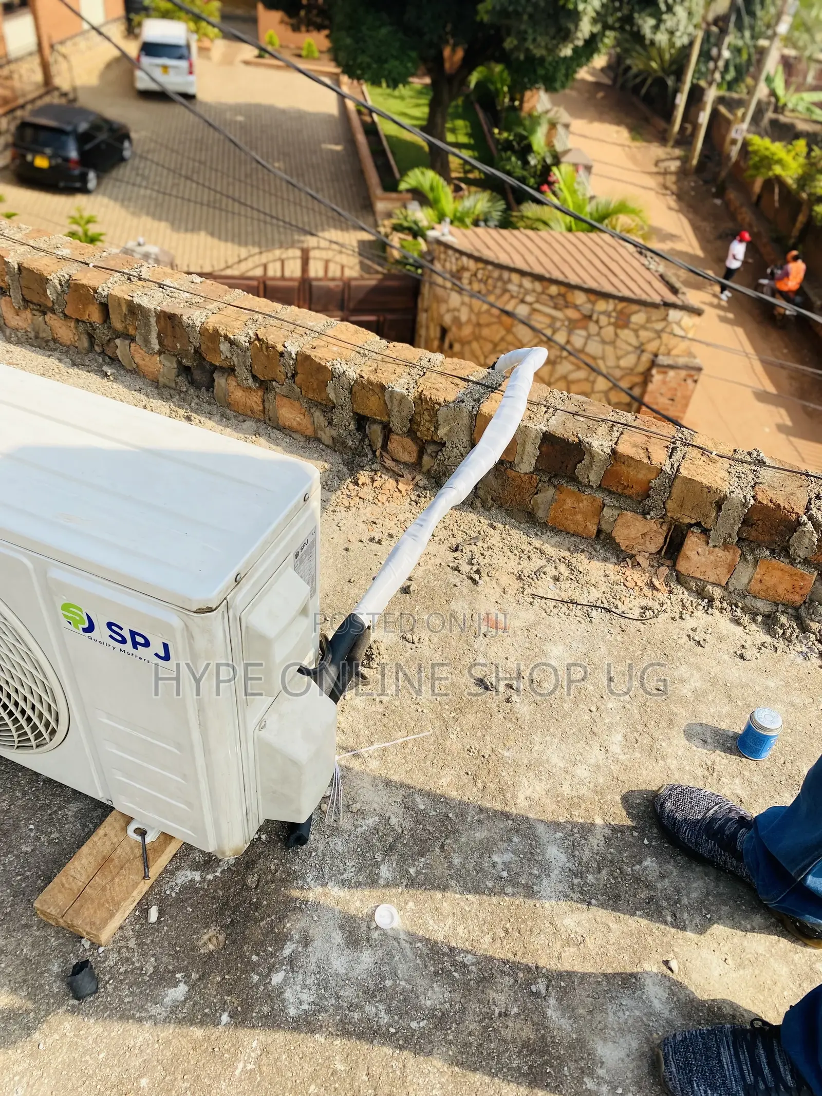 Air Conditioner Gas Refills and Repair Services